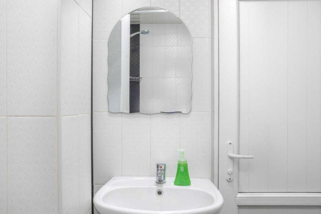 Stay Inn Cute Apartment Next To Hilton Armenia Yerevan Exterior photo